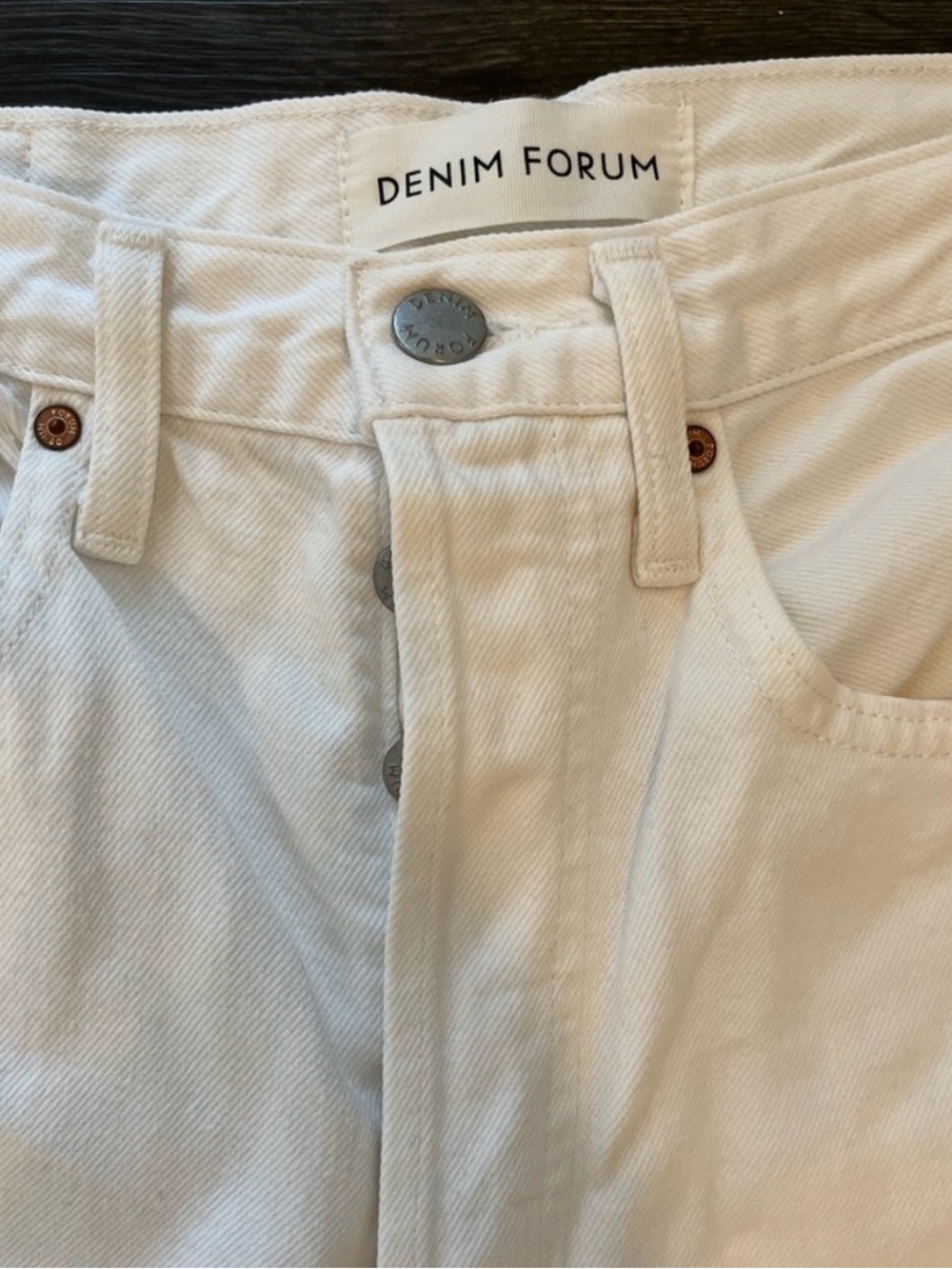 Aritzia Denim Forum Joni High Rise Loose Jeans white size 28 - Picture 4 of 8